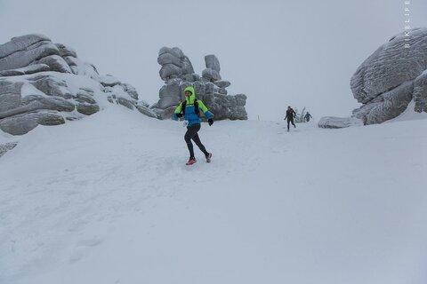 Michał podczas Zimowy Ultramaraton Karkonoski 2020