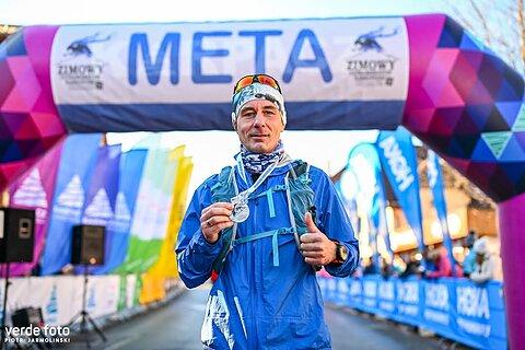 Damian podczas Zimowy Ultramaraton Karkonoski 2025